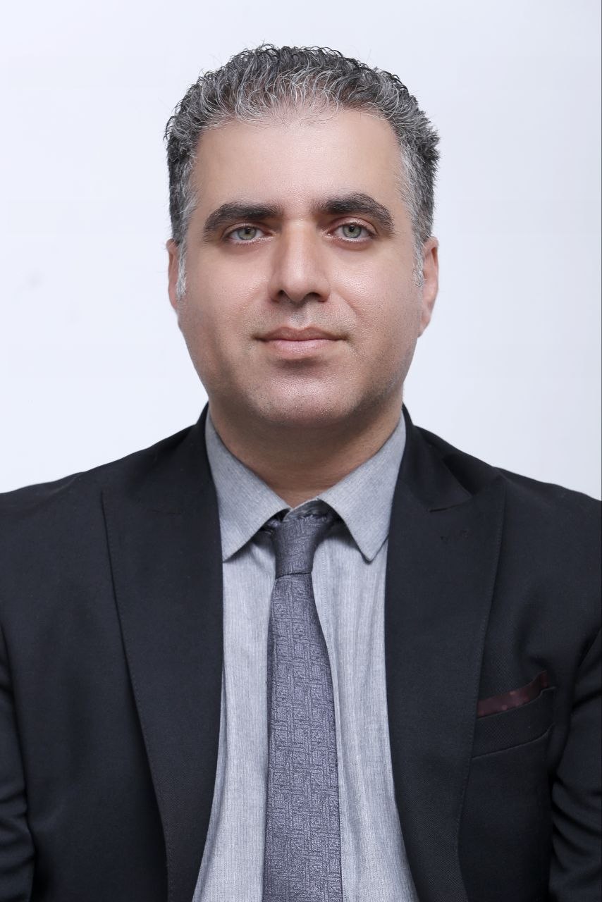 فرشاد محقق پور
